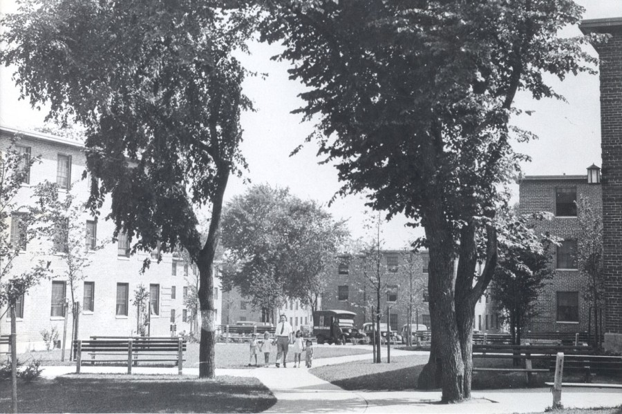 1943 Roger Williams Homes